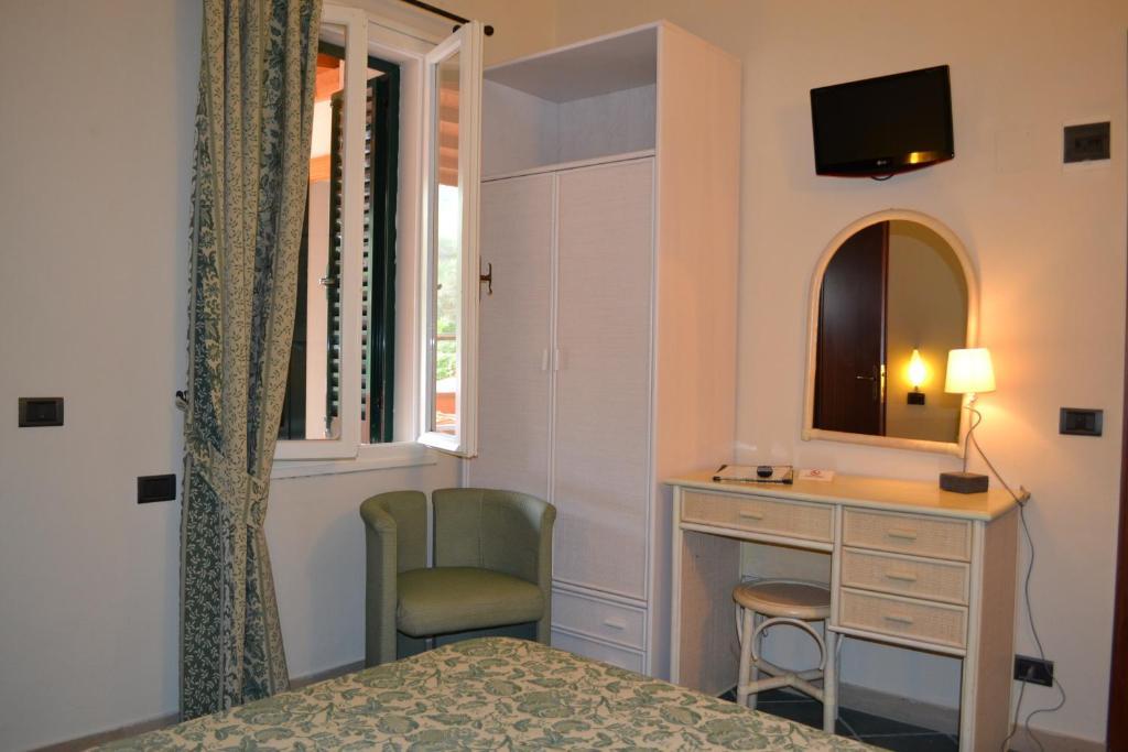 Hotel Danila Портоферайо Стая снимка